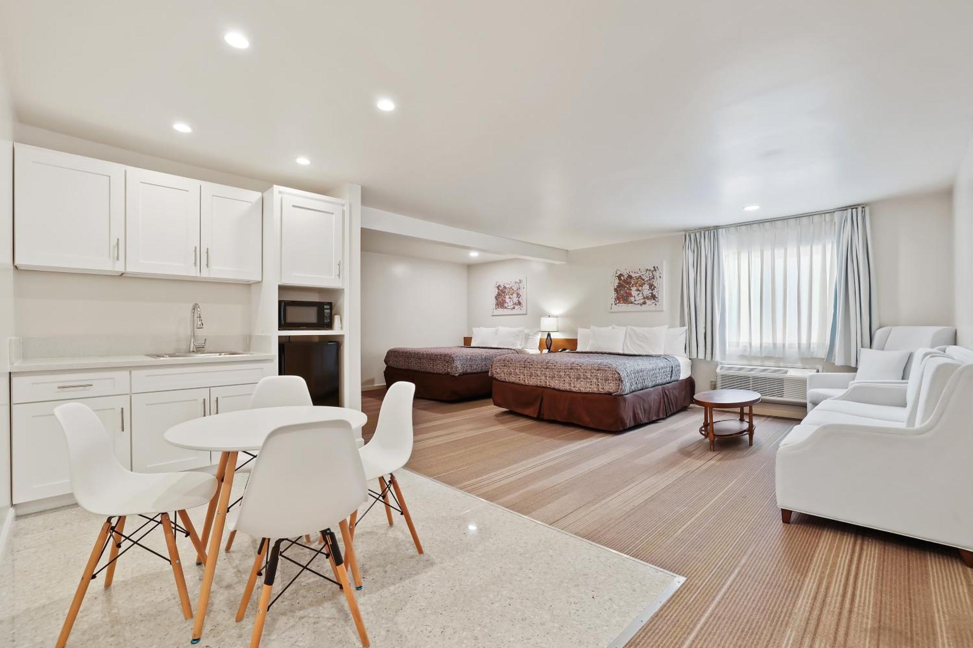 Brookhurst Plaza 3* Anaheim