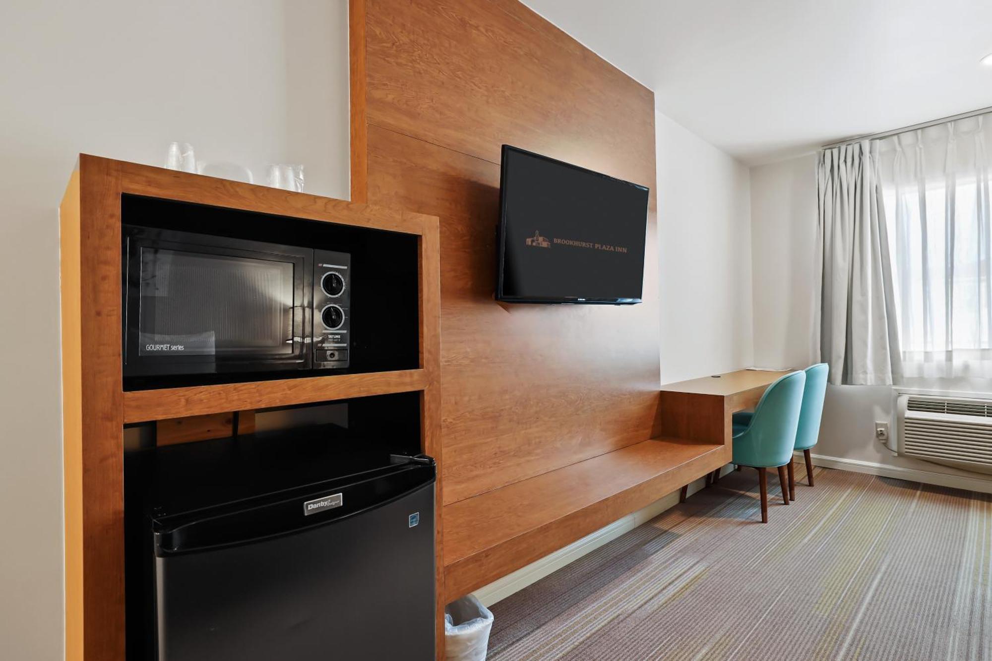Brookhurst Plaza Hotel Anaheim